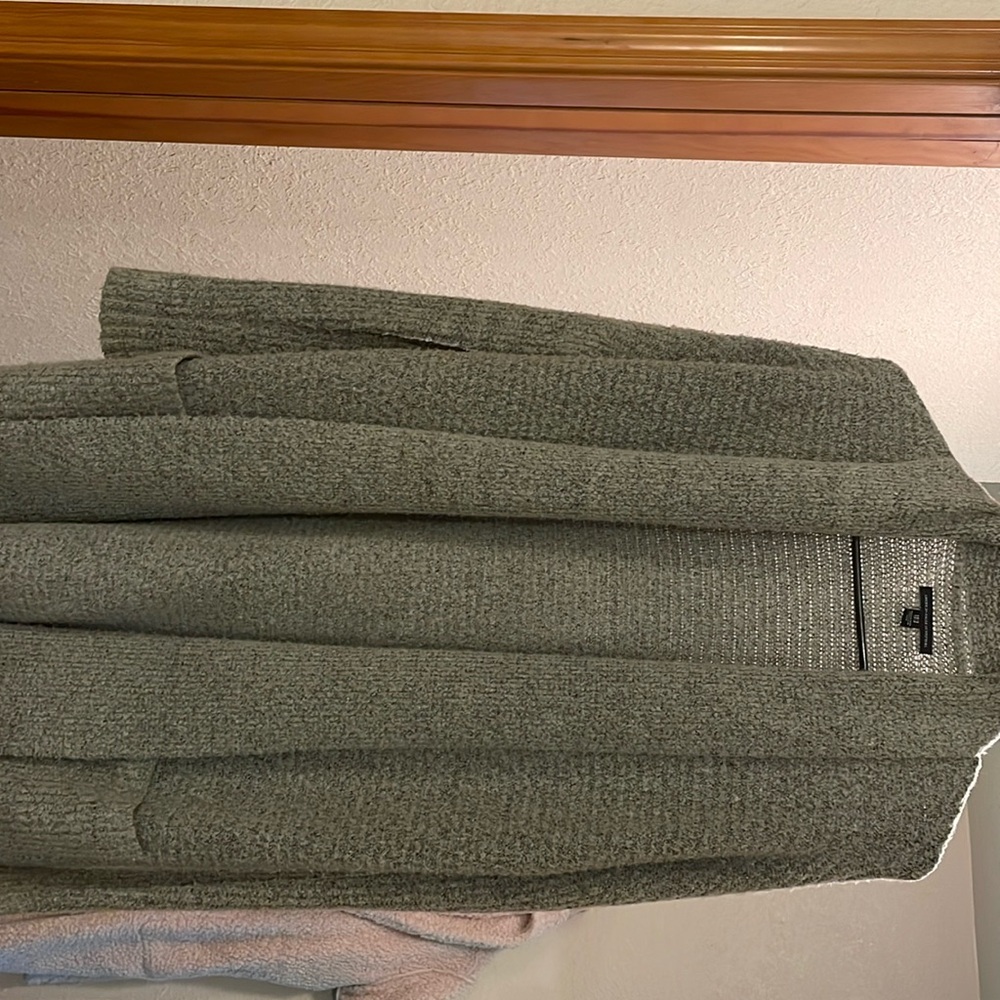 American eagle cardigan